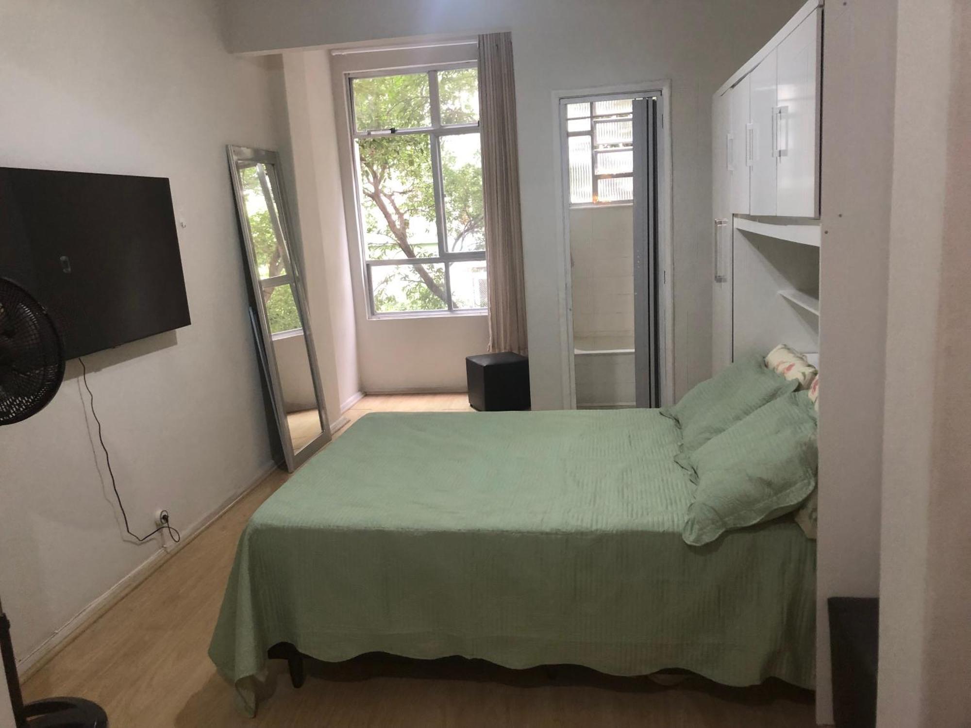 Val By Copacabana Apartamento
